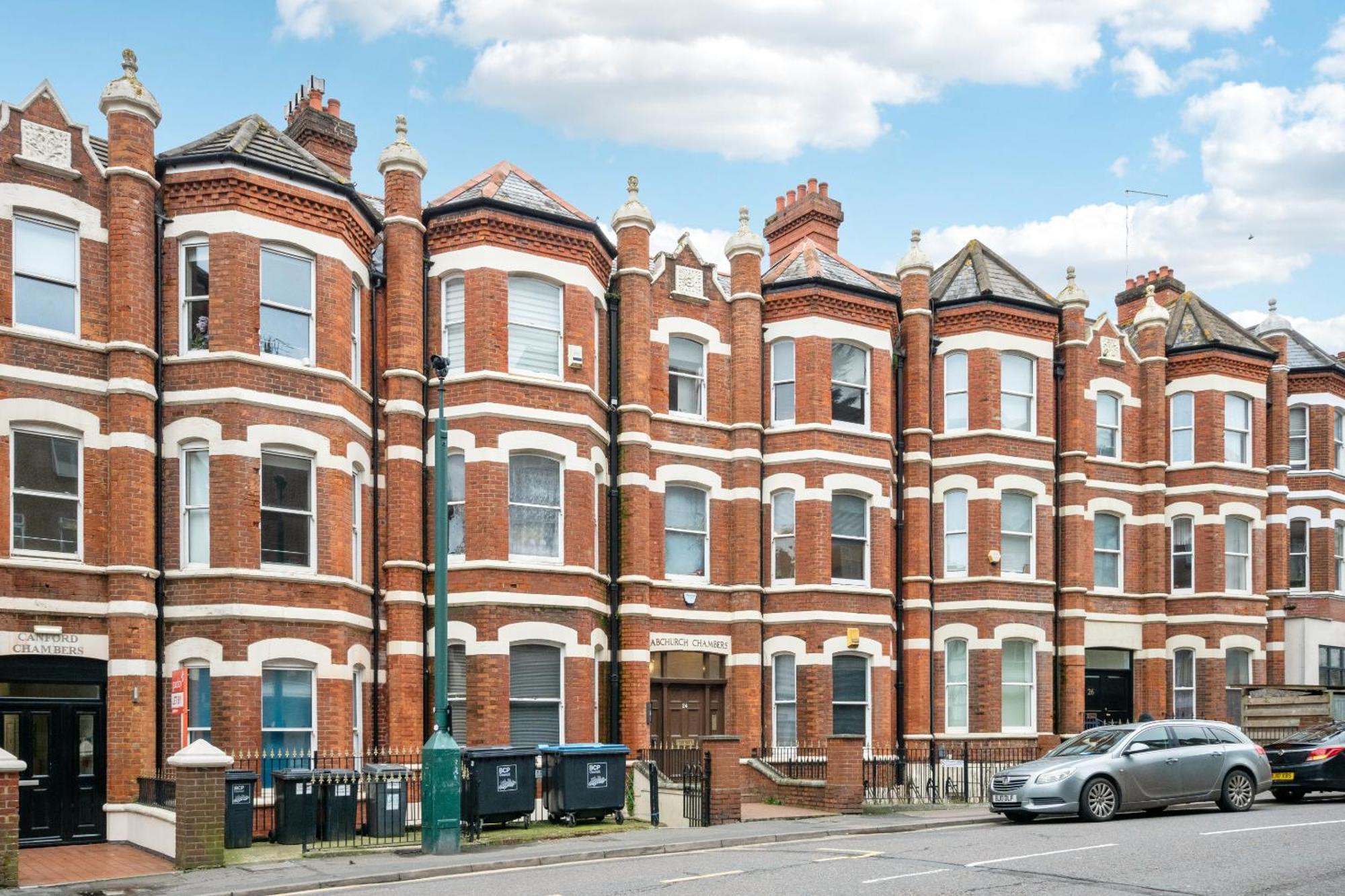 Family Retreat Flat-2 Stylish Central Bournemouth Apartment, Sleeps 6, 7 Minute Walk To Beach Parking Wifi Kitchen And Washer Exterior photo